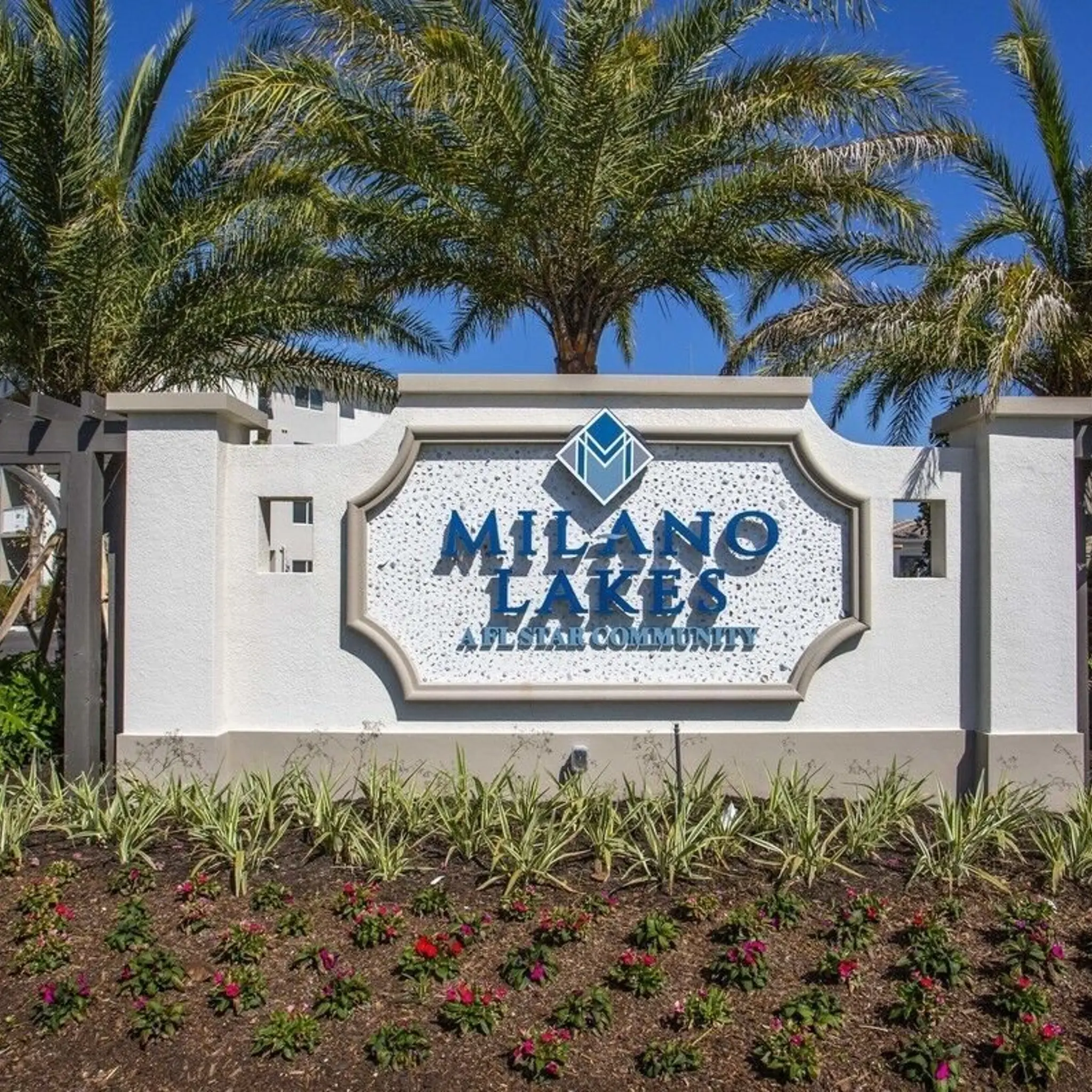 Apartments in Naples, Florida Contact Milano Lakes
